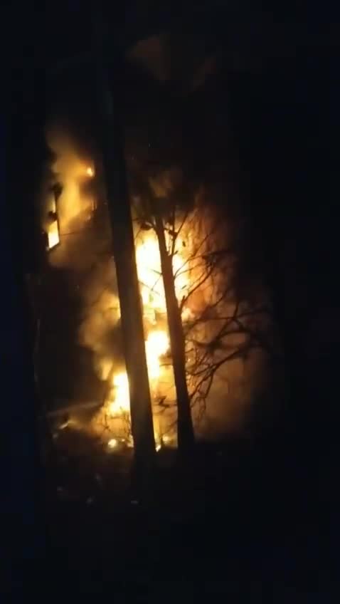 Fire from a missile attack in the center of Kyiv