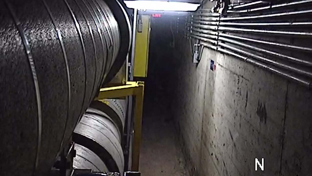 8501TUNN00VioletTunnel0175_2021-01-06_03h40min00s220ms.mp4