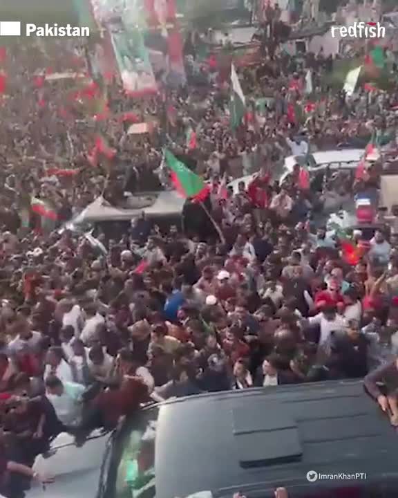 Thousands of supporters of Pakistan’s former prime minister, Imran Khan, have been joining a march