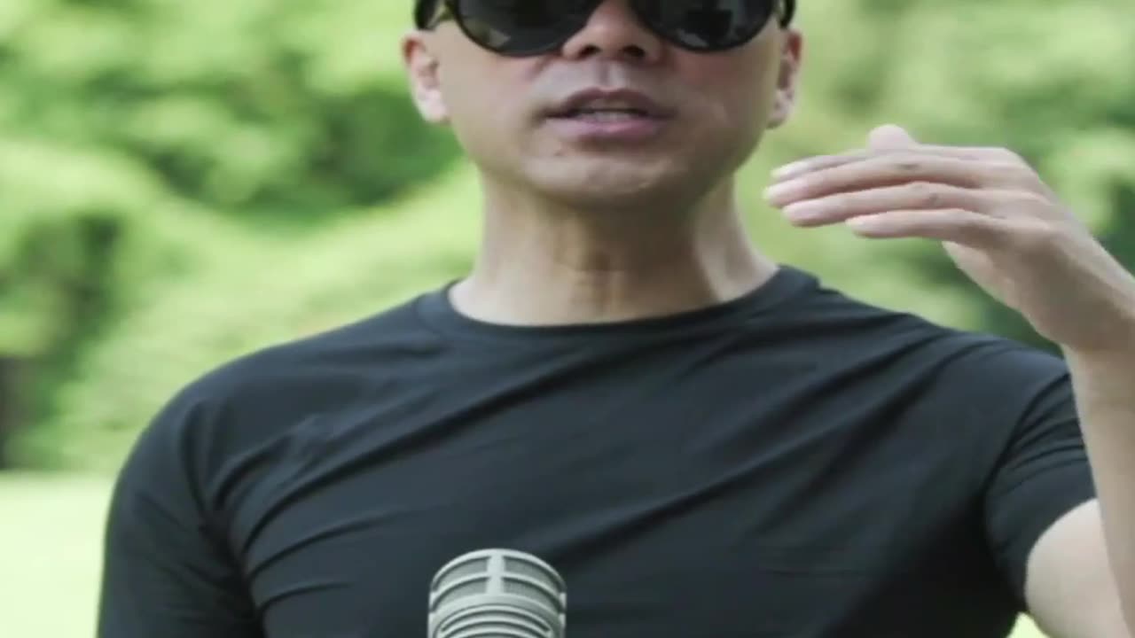 20210715文贵先生直播：凡有一点脑子的，就把 #人民币换成外汇，那是你的钱；人民币在国内，花了是你的钱，不花都不是你的。