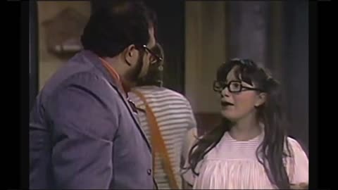 (1973) Chaves - Seu Madruga Cabeleireiro
