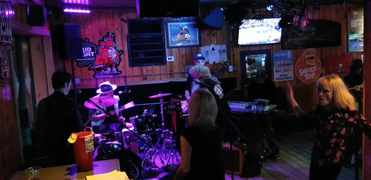 Third Richardson Et Al at the Green Iguana