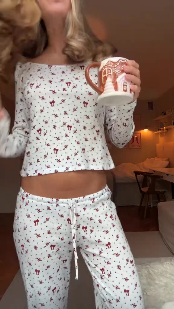 💖 Mirror, Mirror on the Wall 😉