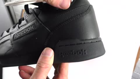 Кроссовки Reebok Workout Plus