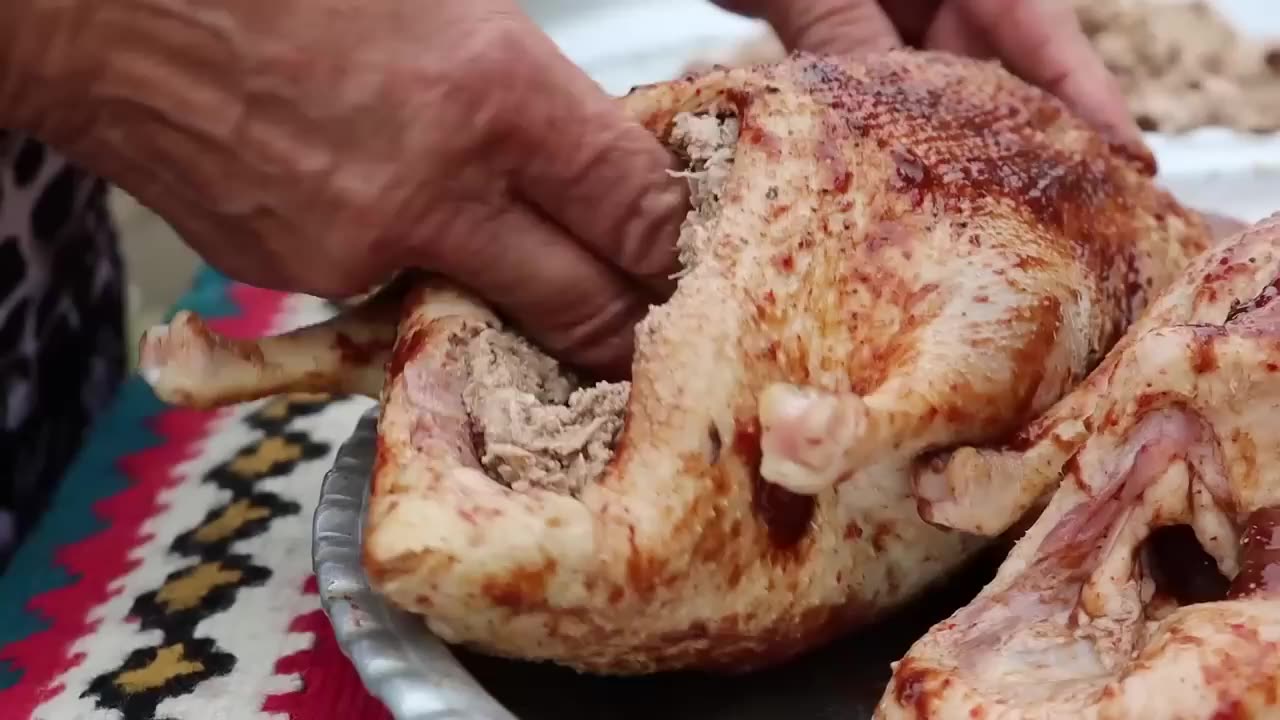 Cooking local duck with the bastirma pilu method