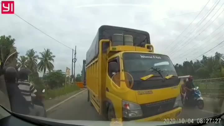 Dash Cam "Joke Truck