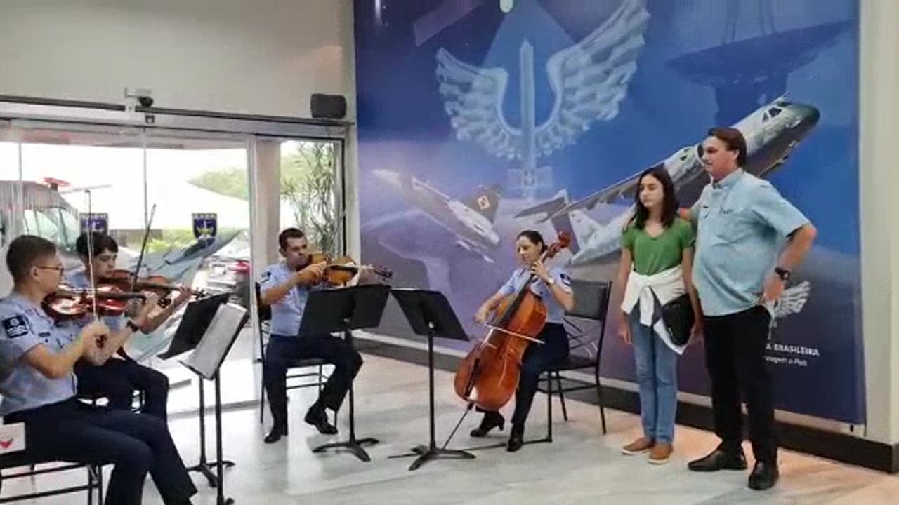 NATAL COM BOLSONARO