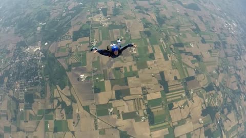 Friday Freakout - Skydiver's Parachute Rips In Half!!