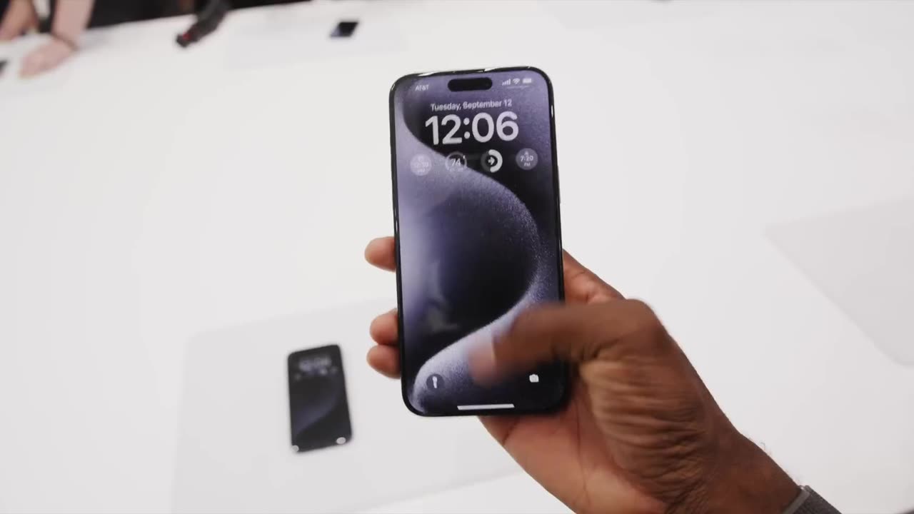 i phone 15 pro review