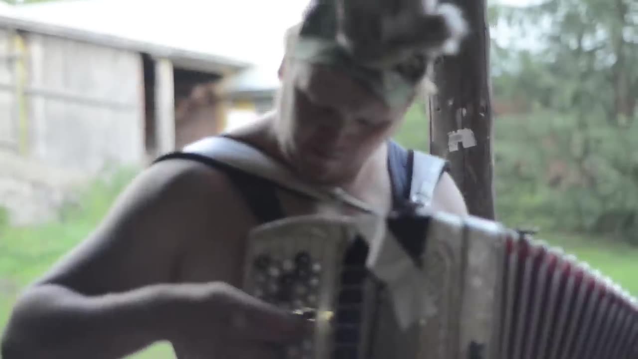 Thunderstruck by Steve N Seagulls