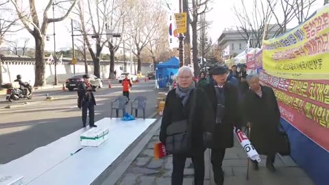 20200122_V3_S02(9_fcPqOgt2k)경찰의 저지에도 불구하고 전국대학교수님들 청와대앞에서