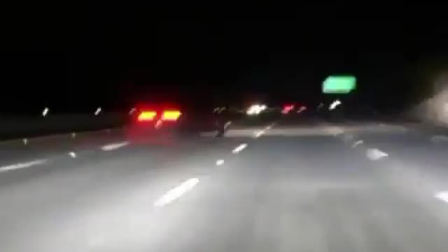 SRT HELLCAT DRIFTING ON EMPTY HIGHWAY !!MUST WATCH!!