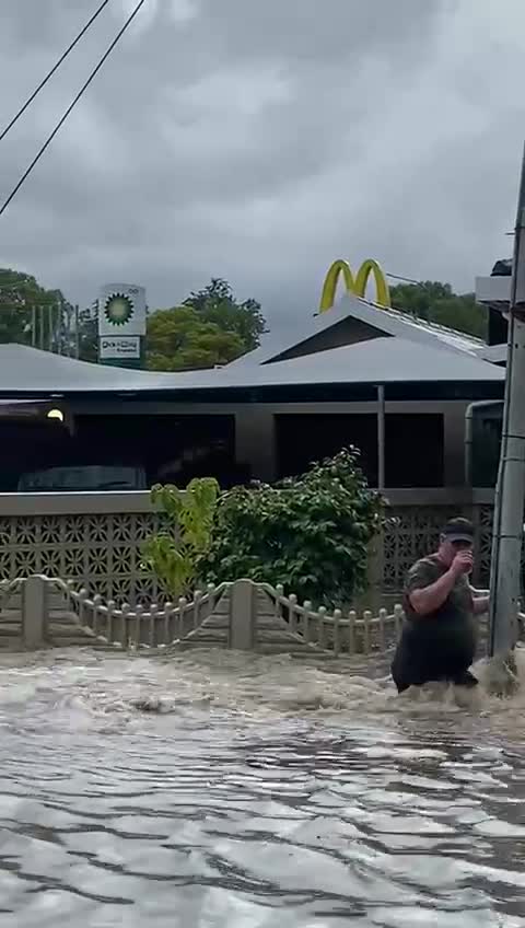 Destruction caused by Paarl floods