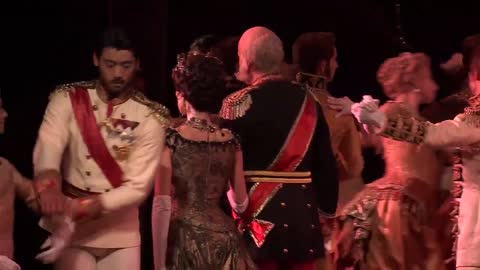 Mayerling – Ball scene (The Royal Ballet)