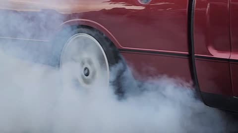 Ford Cortina LDV Burning Rubber 🔥 Stunning Classic Cars #burnouts