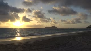 Waimanalo, HI — Waimanalo Beach Park - Sunrise