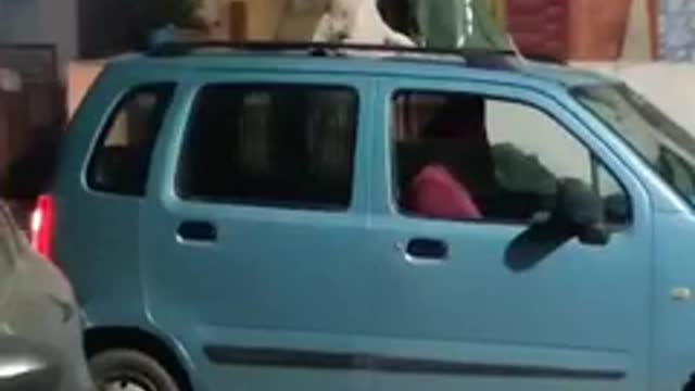 My bunnty dog wokeup on the car and get surprise๐๐๐๐