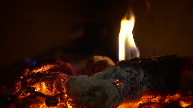 The beauty of the sound of a wood-burning stove