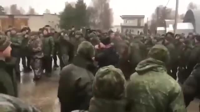 Mobilised ethnic Mari Russian troops out of Ulyanovsk.