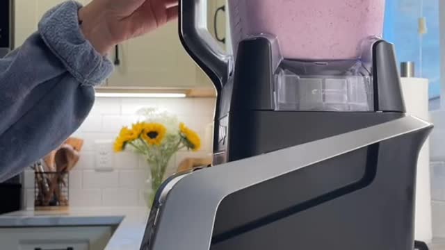 there was so much left in the blender too 👀 ##Recipe#icecream #protein #tastetest_.mp4