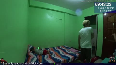 Suspendas s.3.x with kid present in the room. Full Clip