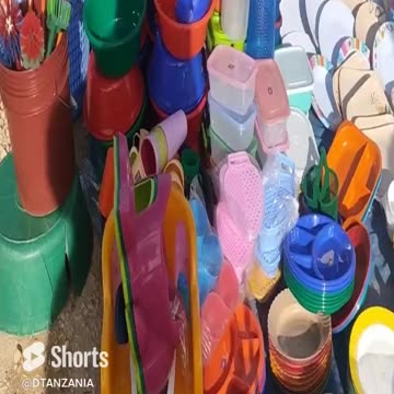 #shorts Hałaśliwy lokalny niedzielny targ / Noisy local Sunday market