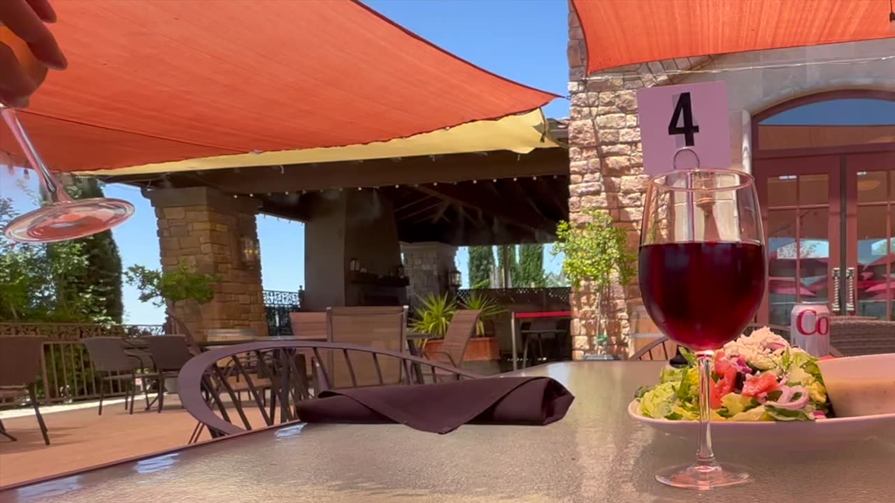 VIDEO: Menifee CA Bday Weekend at Monte De Oro Winery (Temecula) and Texas Roadhouse (Menifee)