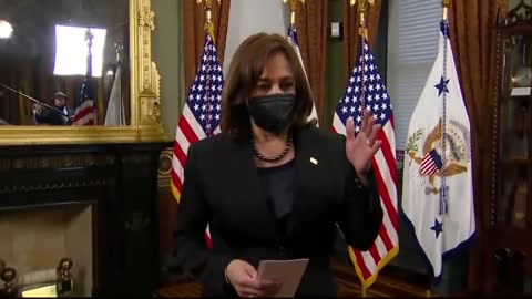 Explosions heard in Kyiv as Russia presses Ukraine assault