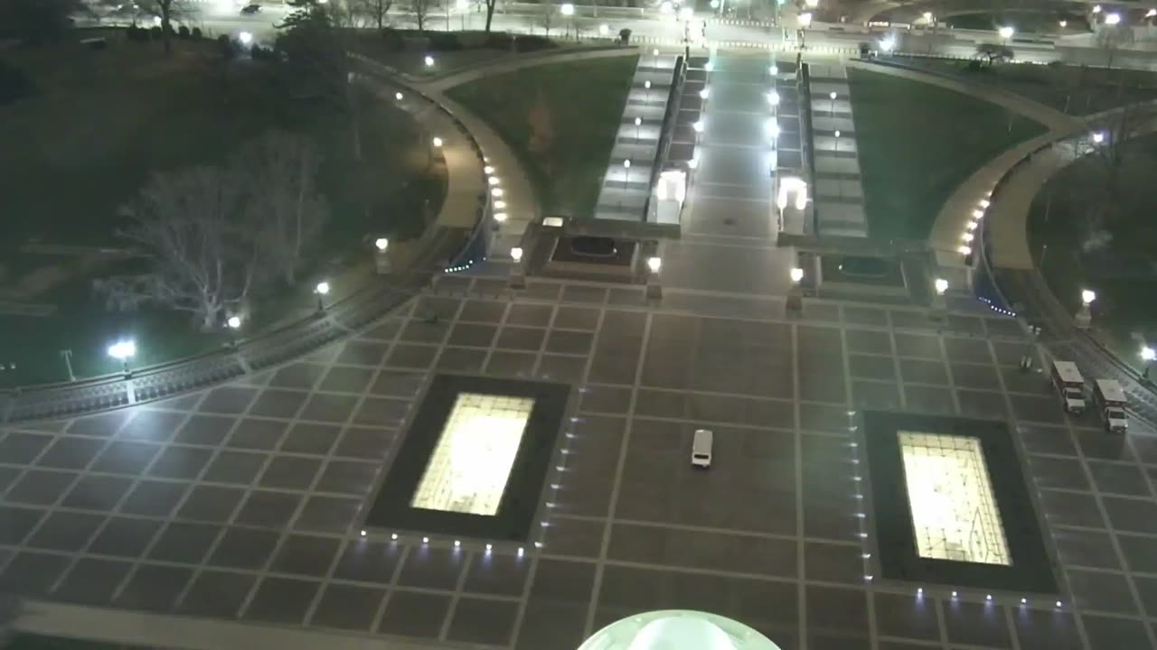 Camera0902USCDLADomeEast_2021-01-06_Starting_at_05h00min00s563ms