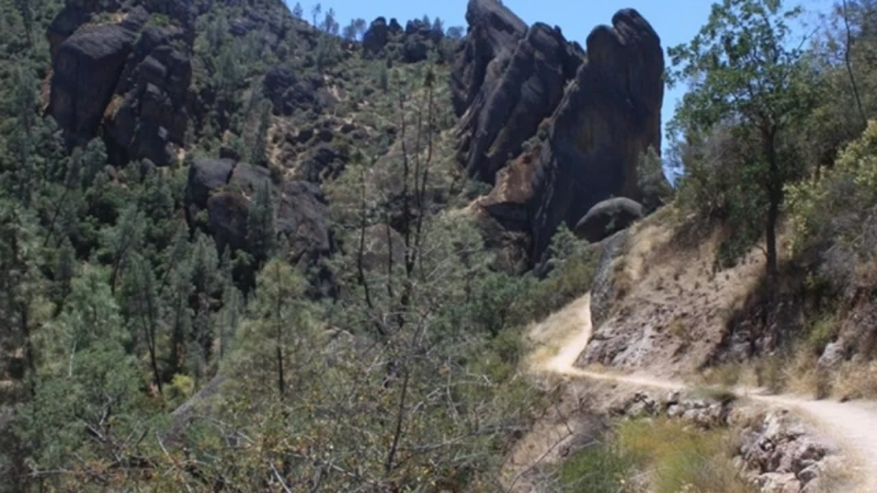 #DOGMAN, NEPHILIM/GIANT ATTACKED HIKERS IN CALIFORNIA MNTS.