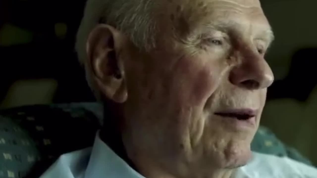 Former Canadian Minister of Defence Paul Hellyer On UFOs and Extraterrestrial