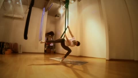 【Aerial Yoga】ACME AERIAL STUDIO 36/AKIMI