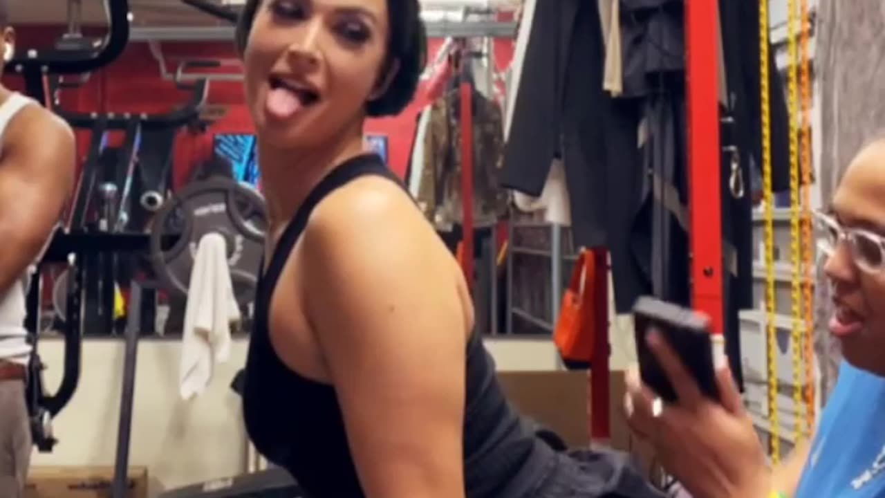 Zahra Elise Twerking on her friend at the gym