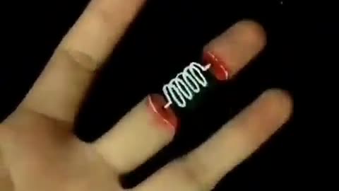 Ghostly finger illusion