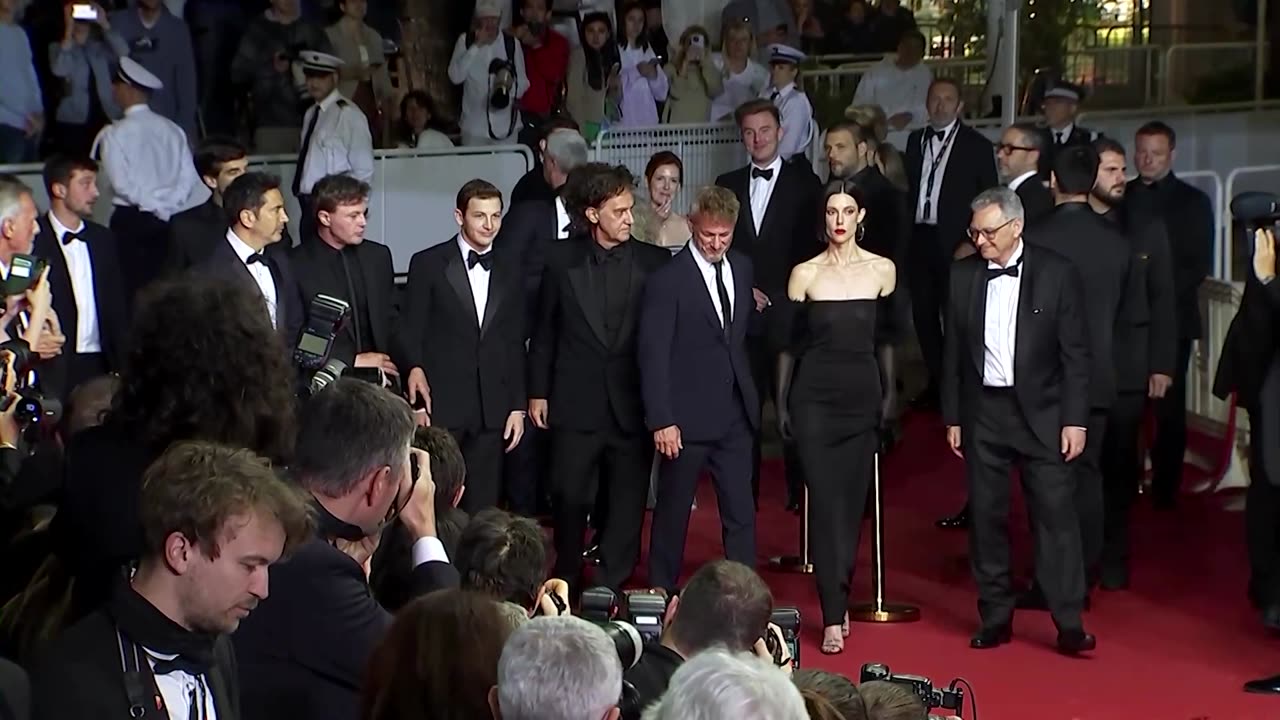 Sean Penn, Tye Sheridan attend 'Black Flies' premiere