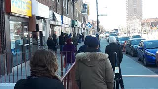 Long Line Spotted At Montreal SQDC On 4/20