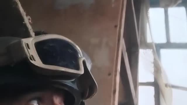 🇲🇫🇺🇦🇷🇺 Donbass. French mercenary under fire from Russian artillery