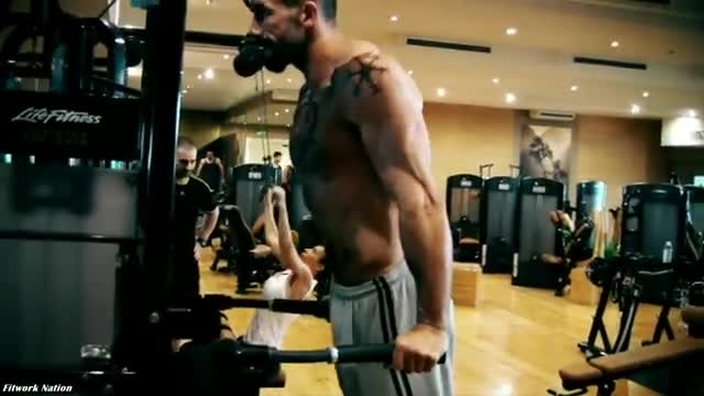 Training in The Gym - Workout Motivation