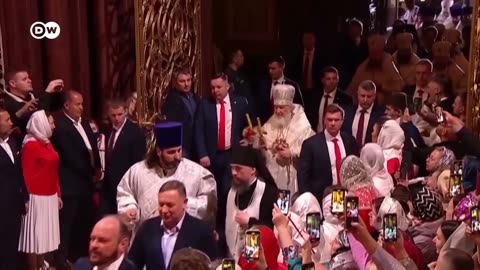 Russians_ Ukrainians celebrate very different Orthodox Easter _ DW news