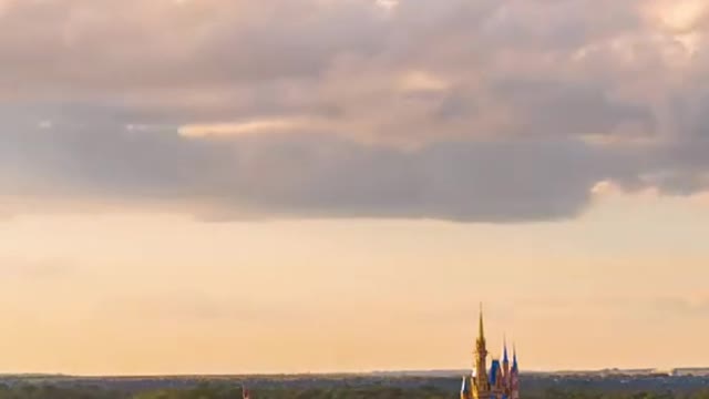 SUNSETover theMAGIC KINGDOM