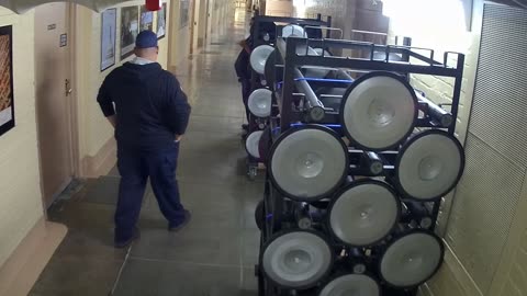 0058USCHBAHT46Hallway_2021-01-05_16h20min01s150ms.mp4