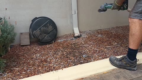 How to remove a plastered in downpipe