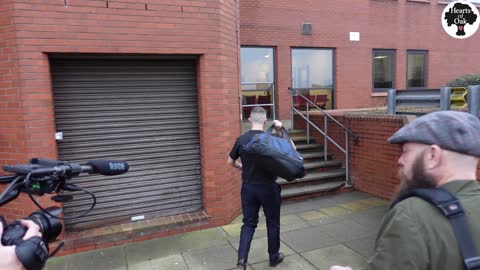 Tommy Robinson at Luton Magistrates Court 30.11.20