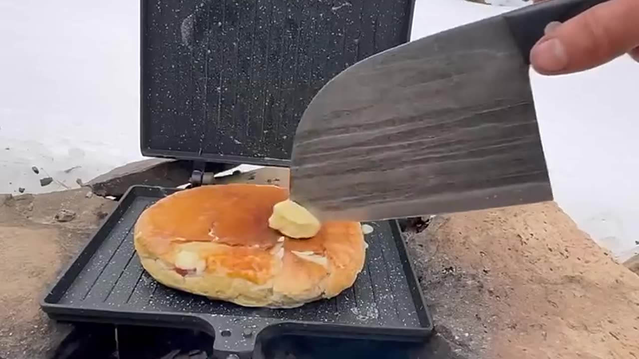 Sausage toast in winter camping