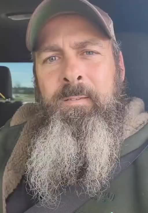 China flag being flown with an American flag that's a foreign flag take it down