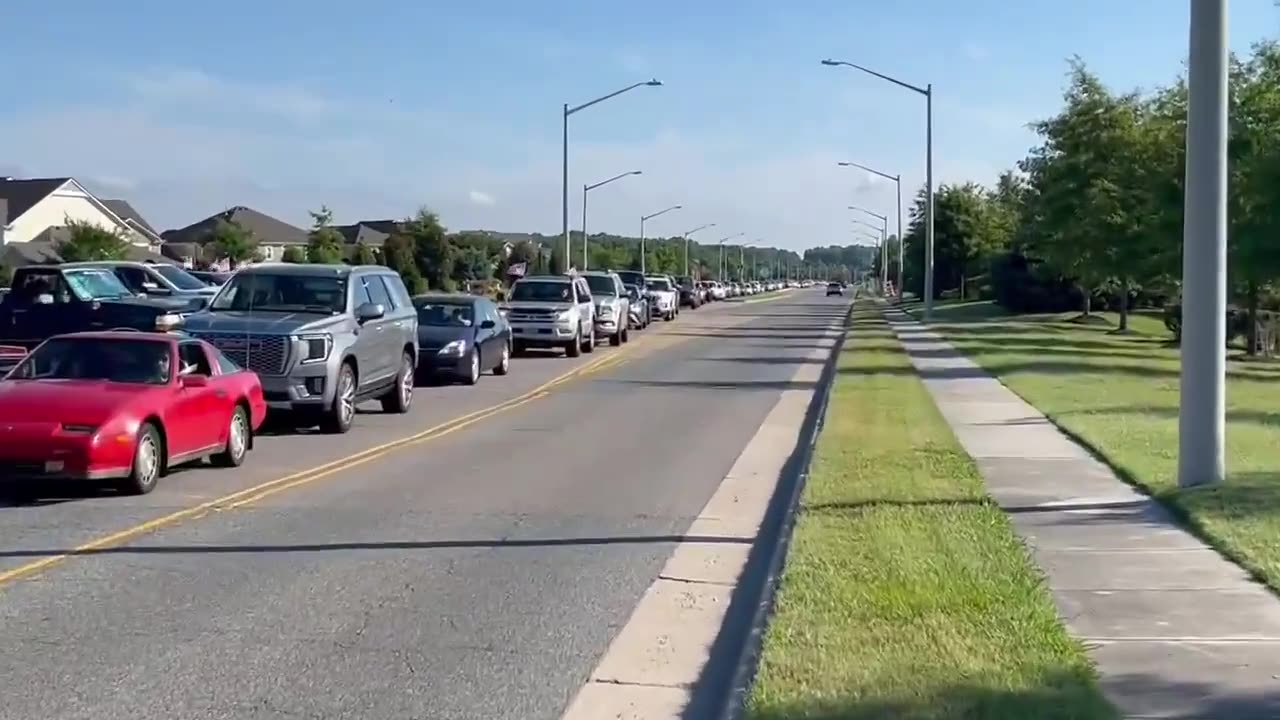 💥 Check Out The Line For Trump's Chesapeak, Virginia Rally Today On A Workday!