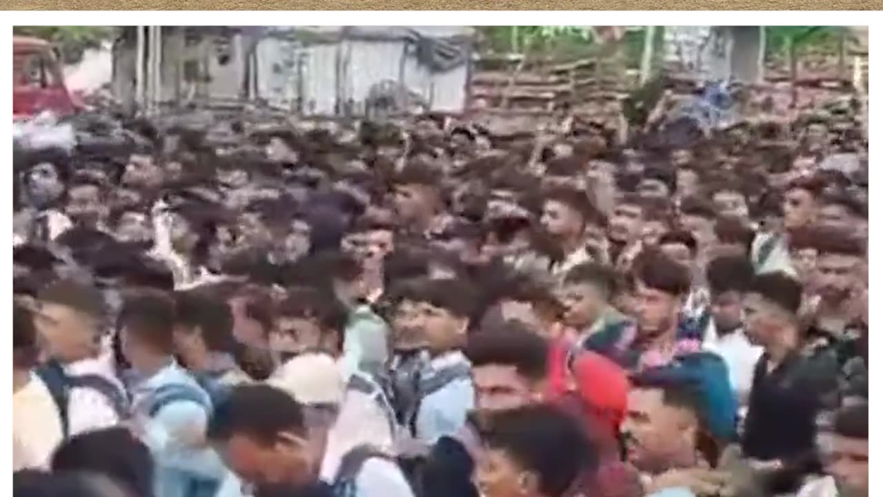 एयर इंडिया की 600 वेकेंसी के वॉक इन इंटरव्यू में 25,000 लोगों की भीड़ #stampede