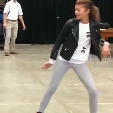 fashion. #shorts Zendaya. jackets for women. Zendaya dancing. fashion to women. fashion zendaya