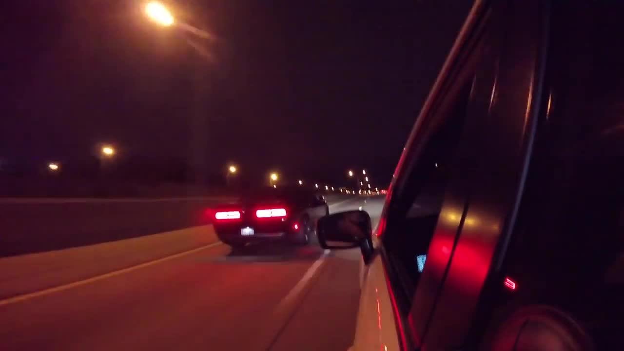 Suburu WRX STI VS Dodge Challenger Hellcat Street Race