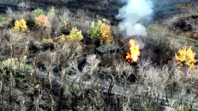 Syczeslav paratroopers destroyed armored vehicles along with Russian invaders